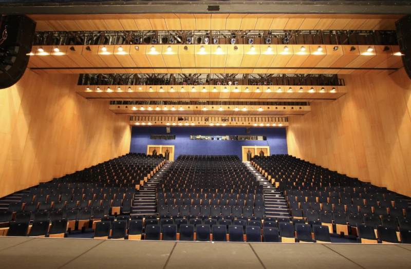 Recherche accordeur de pianos spécialiste concert à Saint Germain en Laye 78100