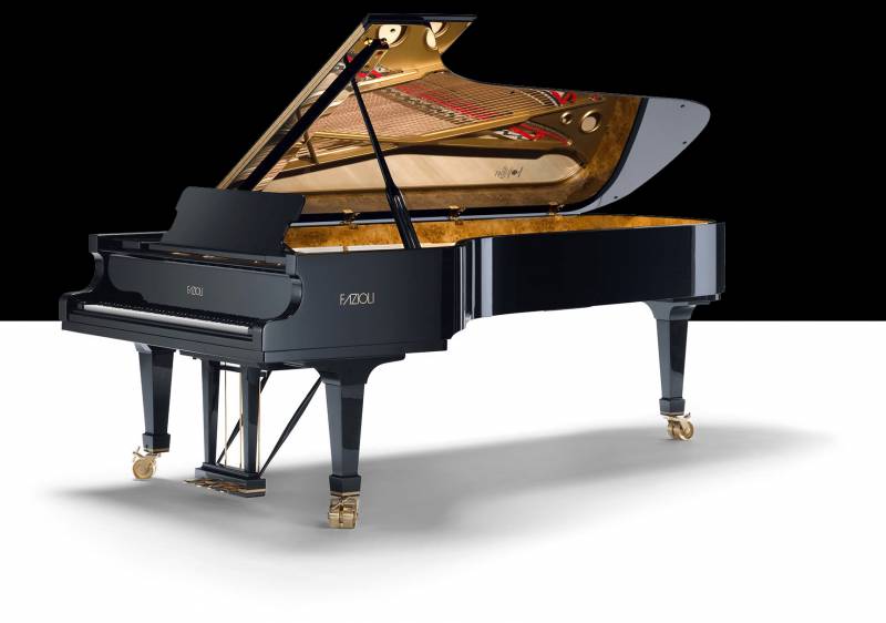 Cherche accordeur de pianos pour les pianos Fazioli à Neuilly sur Seine 92000